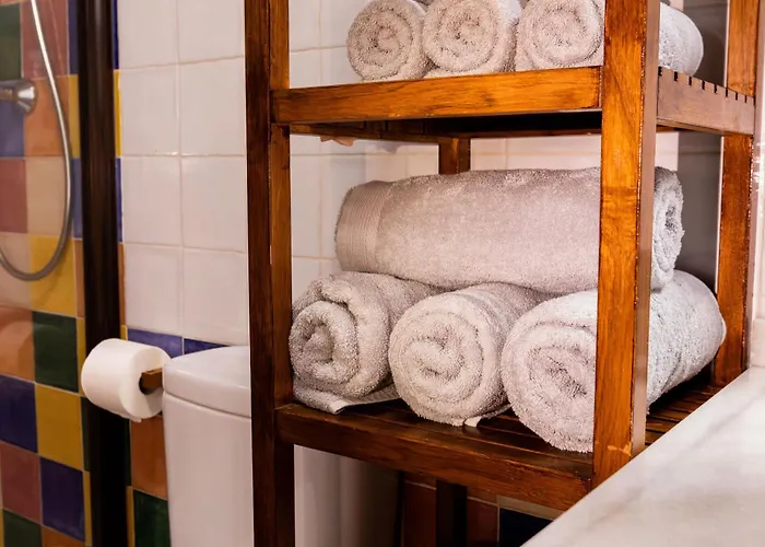 Apartamento Centrico Con Patio Exterior En El Mejor Barrio De Granada El Realejo